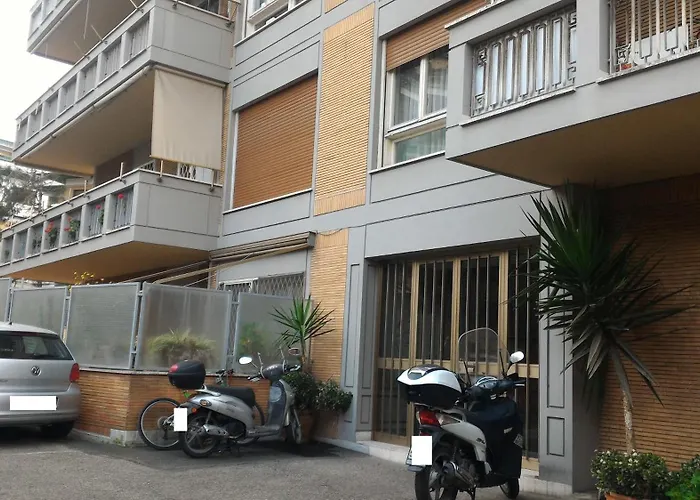 Boba's House, Apartament Rzym